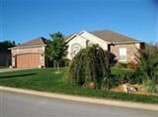 5749 S Lexington Ave, Springfield, MO 65810