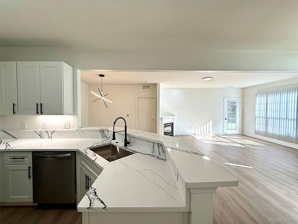 18107 Chesapeake Cir, photo 16