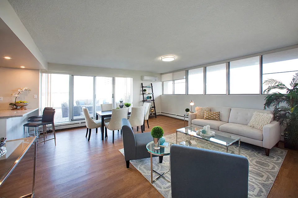 Market Street Apartments — Photo 3