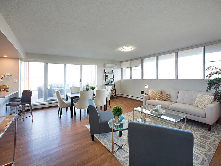 111 Market St — Photo 3