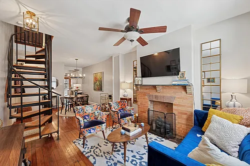 1208 Saint James St Photo 1
