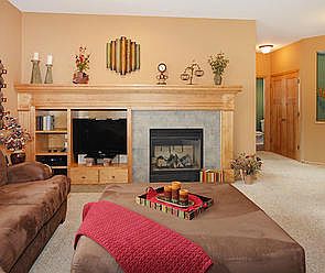1 of 3 gathering rooms