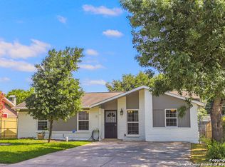 3218 Fairmeadows St, San Antonio, TX 78211