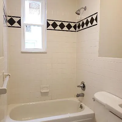 Rented by Brooklyn Real Inc | media 11