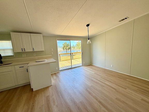 3rd image of 8196 SW County Road 347