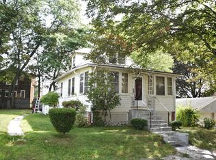 31 Arbor Ln, Dedham, MA 02026