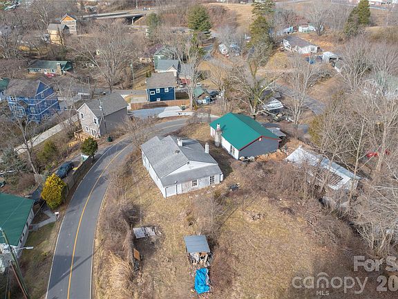 2nd image of 99999 Lookout Rd #2