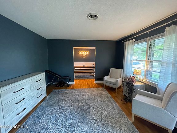 2nd image of 3336 Chalmers Drive