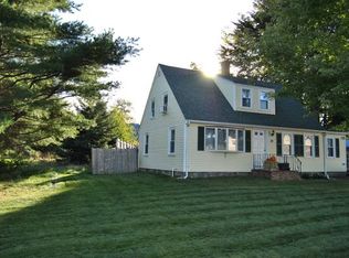 30 Central St, Newbury, MA 01922