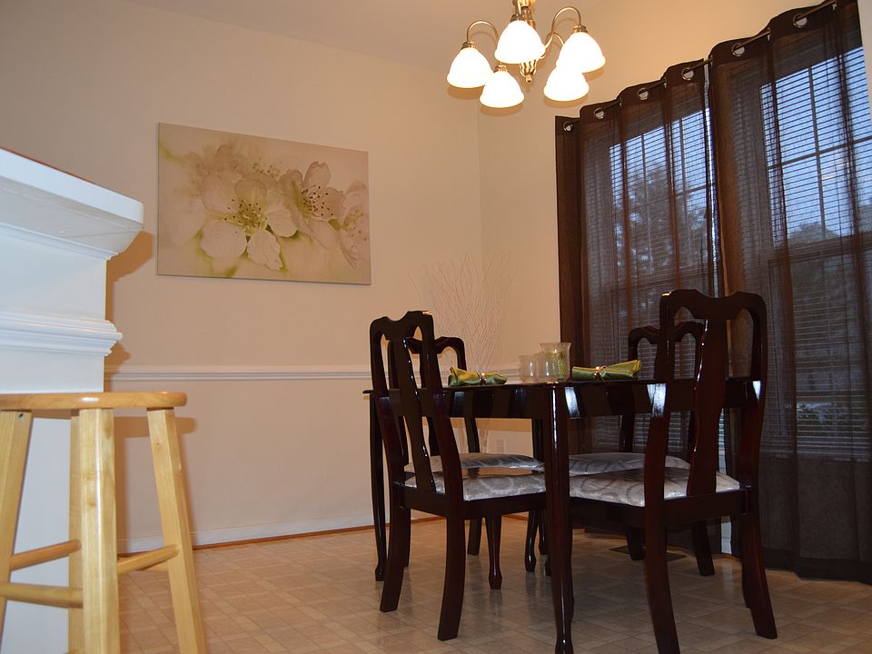 1st image of 2951 Queensland Dr