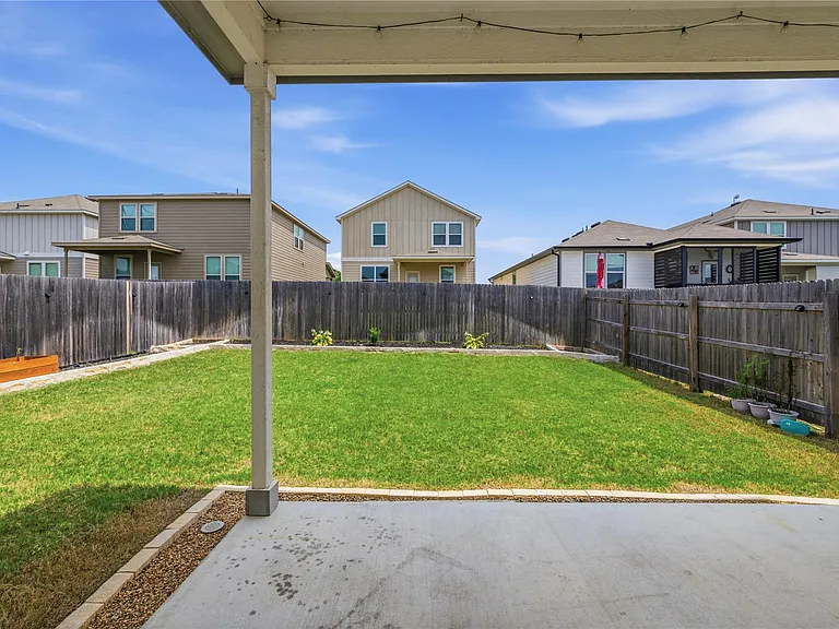 316 Stone Water Ln — Photo 30