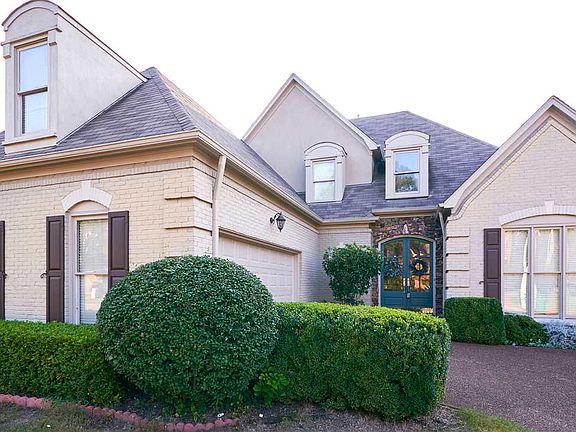 3rd image of 8481 Steinerbridge Ln