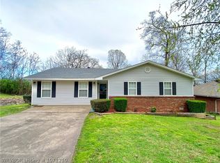 1114 N 21st St, Van Buren, AR 72956