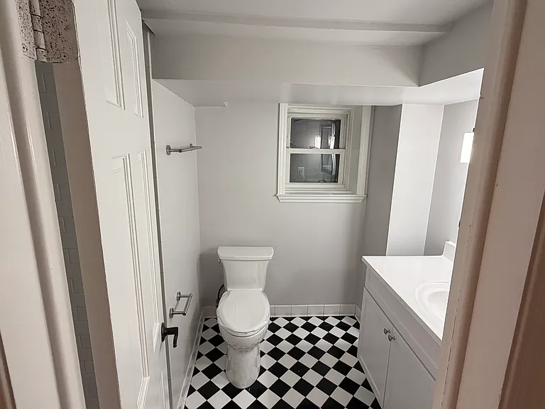 1342 Park Rd NW #B — Photo 17