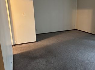 1701 University Dr APT 18, Kearney, NE 68845