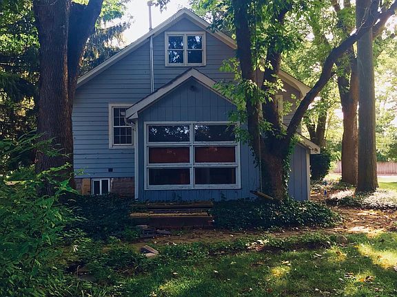 3rd image of 750 High Meadow Dr