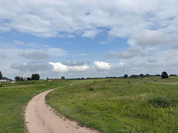 4th image of S Rd