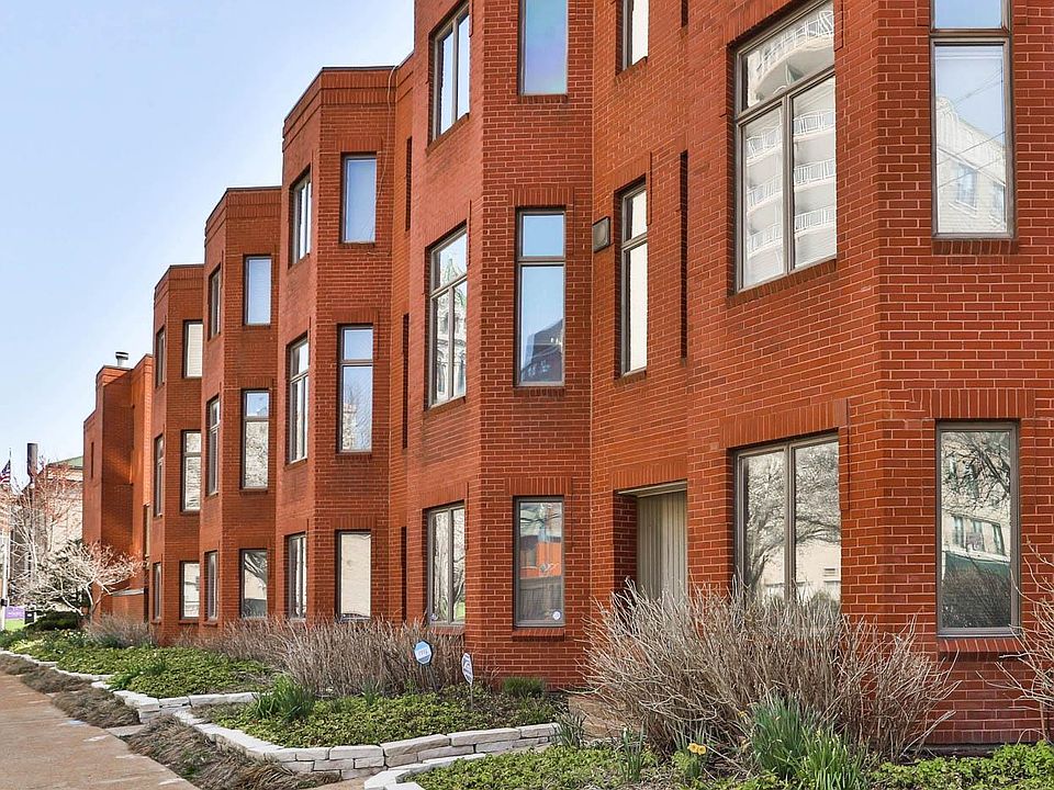 1st image of 130 N Newstead Ave #28