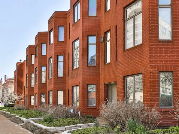 130 N Newstead Ave #28, Saint Louis, MO 63108