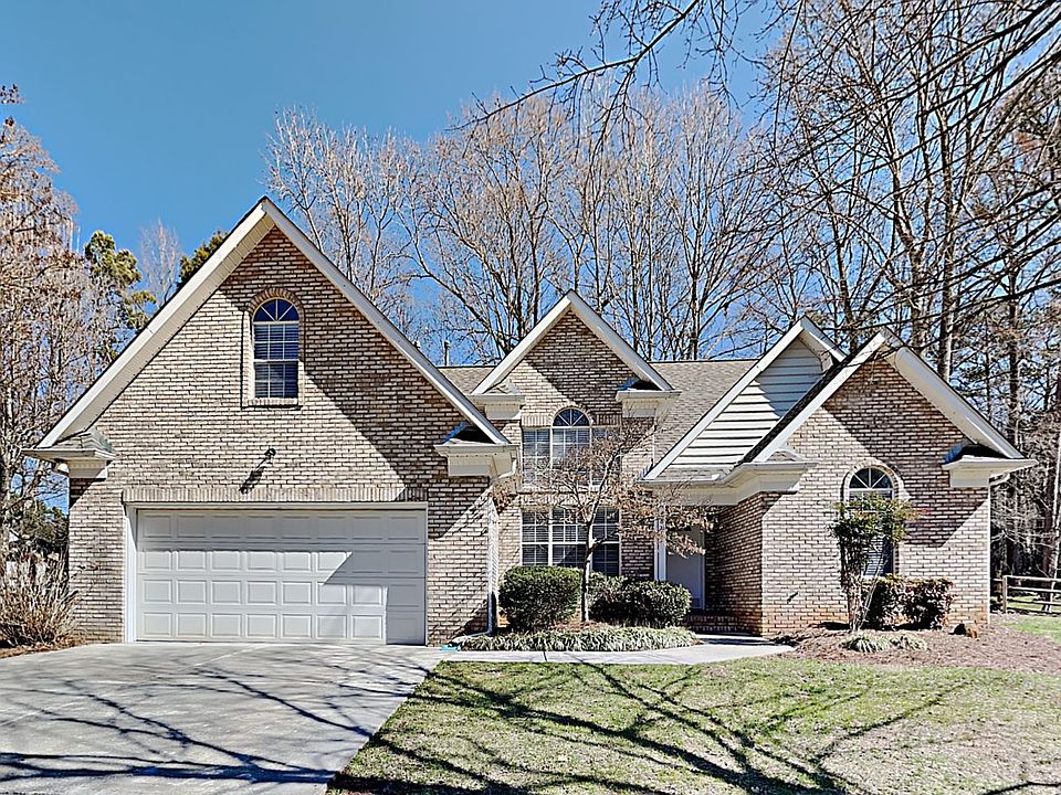 1st image of 6808 Loretta Pl