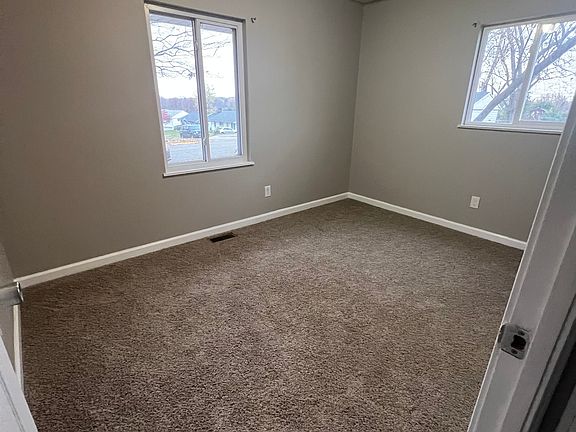 5th image of 4024 Noel Pl