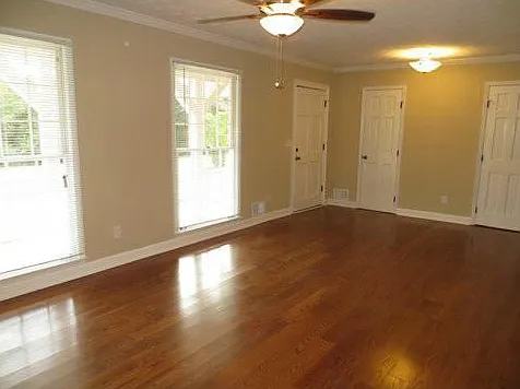 4 bed, 2.5 bath, $2,495 — Photo 3
