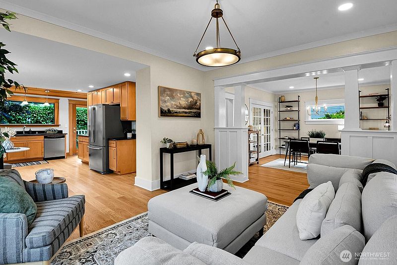 5th image of 3026 NW 71st Street