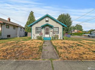 1105 Pioneer St, Enumclaw, WA 98022