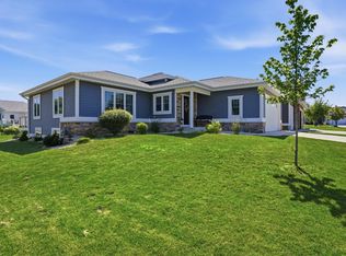 233 Greenway Cir, Deerfield, WI 53531