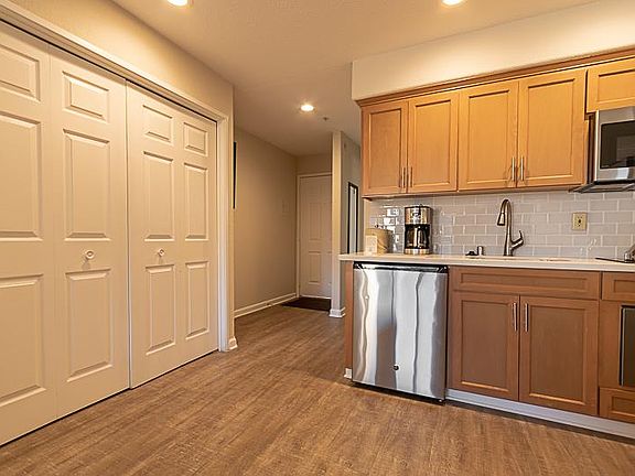 5th image of 325 Seascape Resort Dr