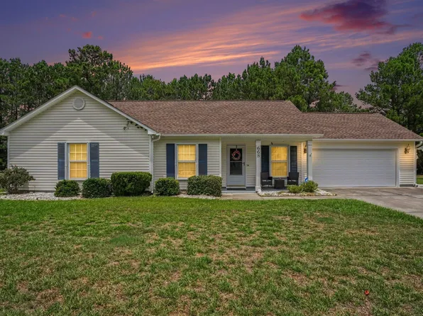 668 Wintercreeper Dr., Longs, SC 29568