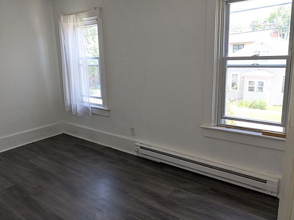 4th image of 317 10th St N