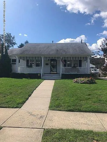 3 bed, 2.5 bath, 1608 sqft, $2,200 — Photo 1