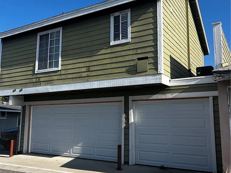 320 W Truslow Ave #D — Photo 25