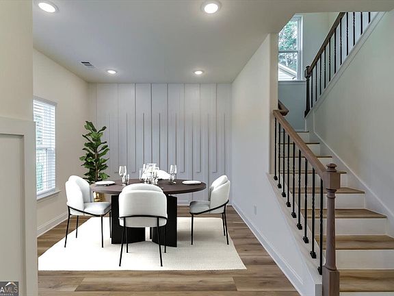 4th image of 431 Windy Ln