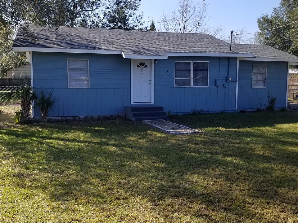 1st image of 2709 Eaton Ave