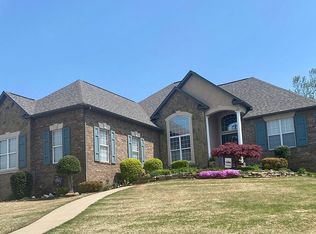 2011 Daly Dr, Harrison, AR 72601