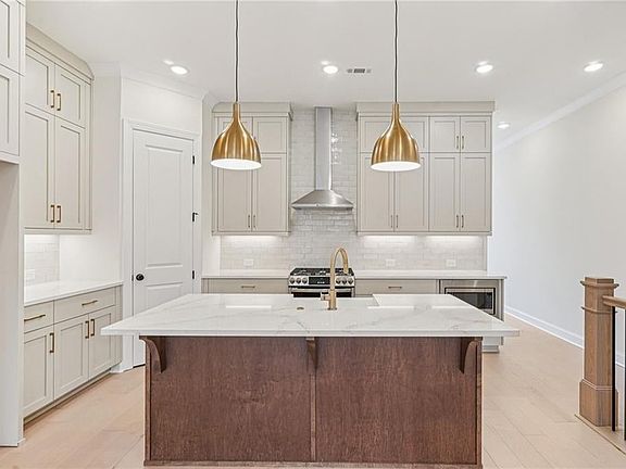 2nd image of 1002 Crown Oak St #40