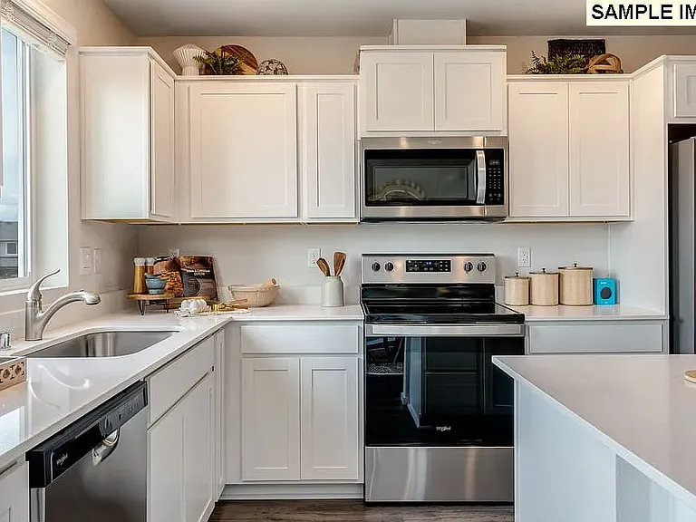 10205 NE 79th Ct — Photo 1
