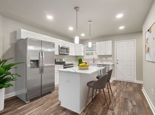 Holsberry Gardens, Pensacola, FL 32534