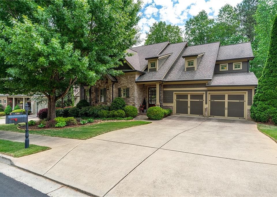 1st image of 136 Lullwater Ln