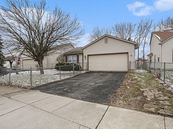 2nd image of 793 Crevis Ln
