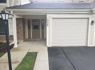 1050 Southbury Ln APT D1, Wheeling, IL 60090