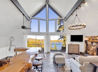 28919 Palisades Dr, Lake Arrowhead, CA 92352