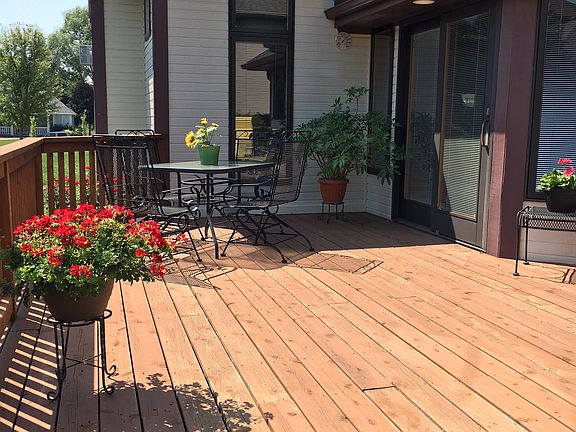 Outside dining 