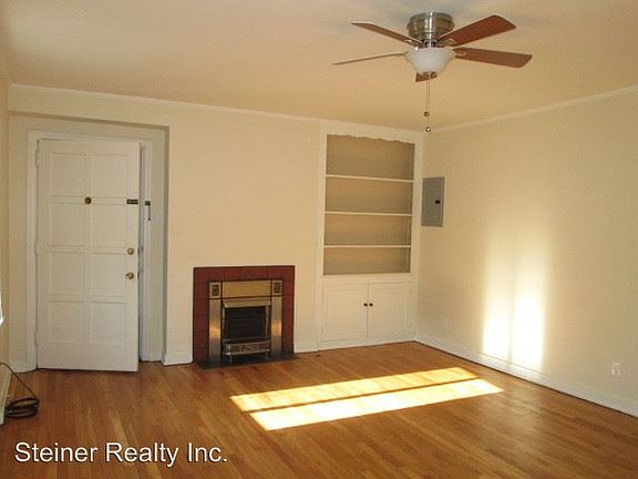 5th image of 131 Edgewood Ave APT T4