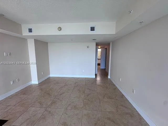 41 SE 5th St #2411 — Photo 10