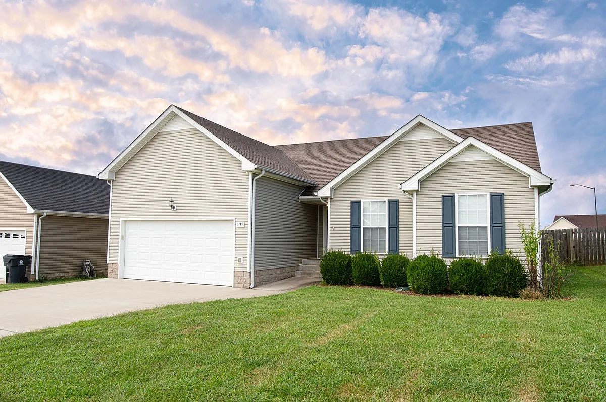 Building Photo - 3748 Cindy Jo Dr N