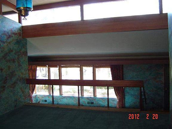 3rd image of 1450 Thornwood Dr
