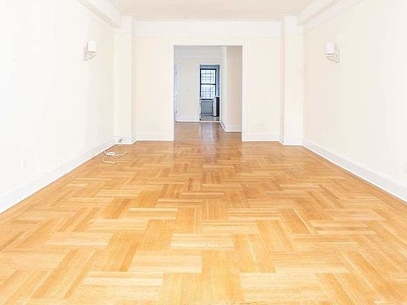 5th image of 910 W End Ave APT 8A